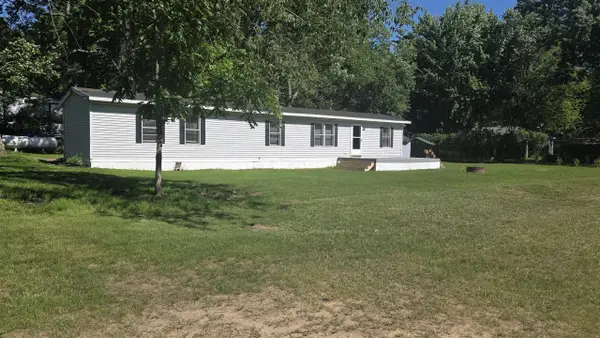 6505 E Dewey, Fountain, MI 49410