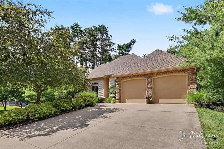 3701 Webber Pines, Grand Rapids, MI 49525 - #3