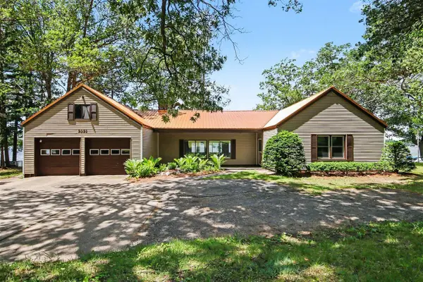 9351 S Catalpa, Newaygo, MI 49337