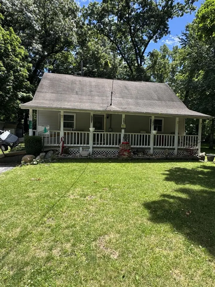 52985 Twin Lakeview, Dowagiac, MI 49047 - #1