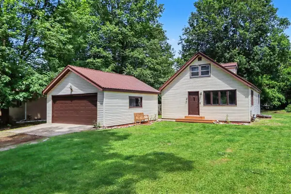 17626 S Fisher Lake, Three Rivers, MI 49093