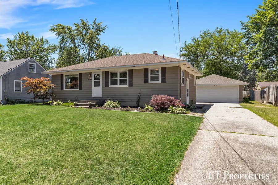 7695 Thomas, Jenison, MI 49428 - #2