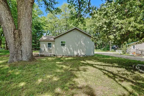 1147 S Bingham, White Cloud, MI 49349
