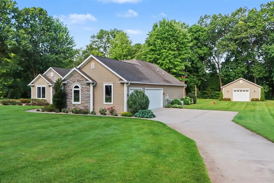 7766 5th, Mattawan, MI 49071 - #3
