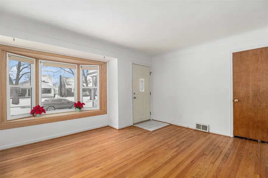 9885 Hubert, Allen Park, MI 48101 - #3