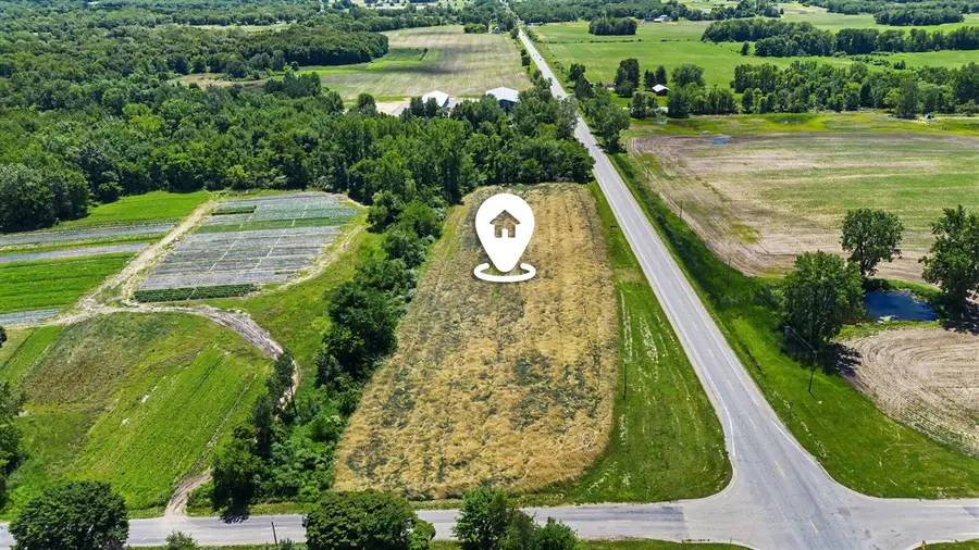 VL Meadowbrook, Eau Claire, MI 49111 - #2
