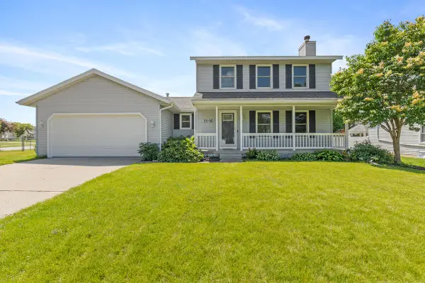2576 Mapleview, Grand Rapids, MI 49508