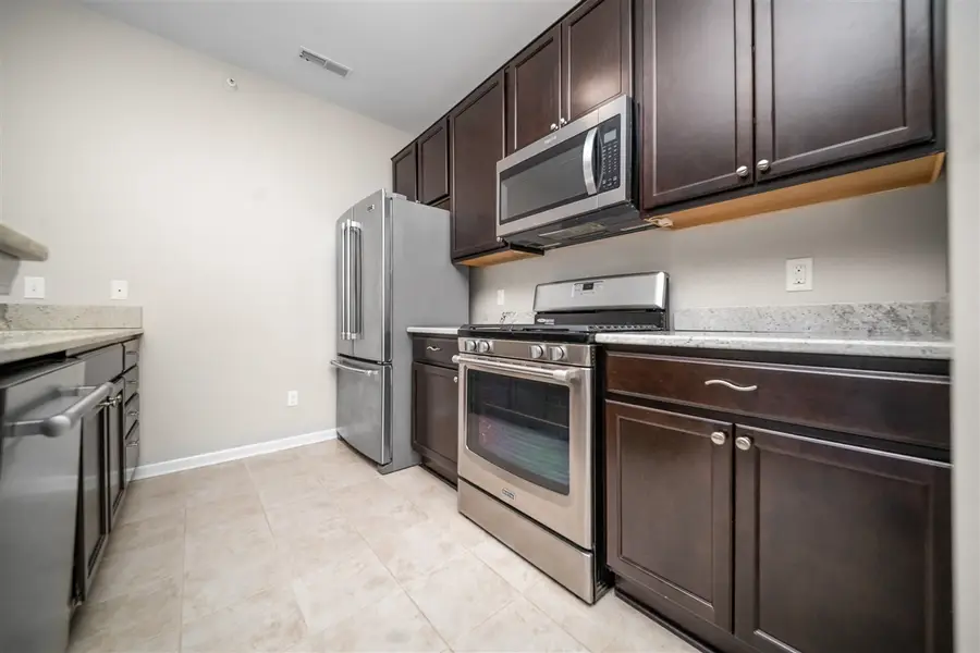 1013 E Summerfield Glen #45, Ann Arbor, MI 48103 - #3