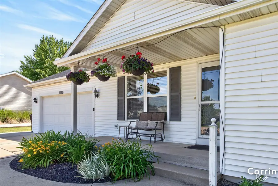 2146 E Maple, Zeeland, MI 49464 - #2