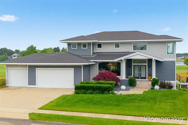 4431 Grand, Holland, MI 49424