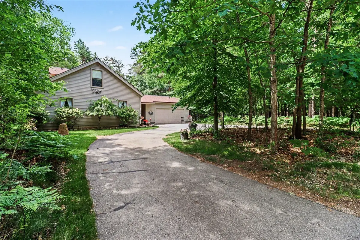 10035 Hawthorne, Canadian Lakes, MI 49346 - #1