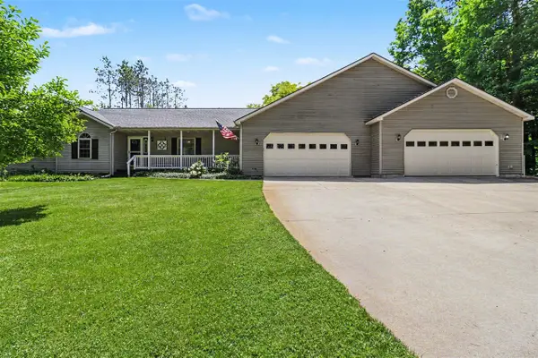 7245 River, Evart, MI 49631