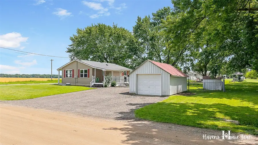 25 W Tupper Lake, Lake Odessa, MI 48849 - #2