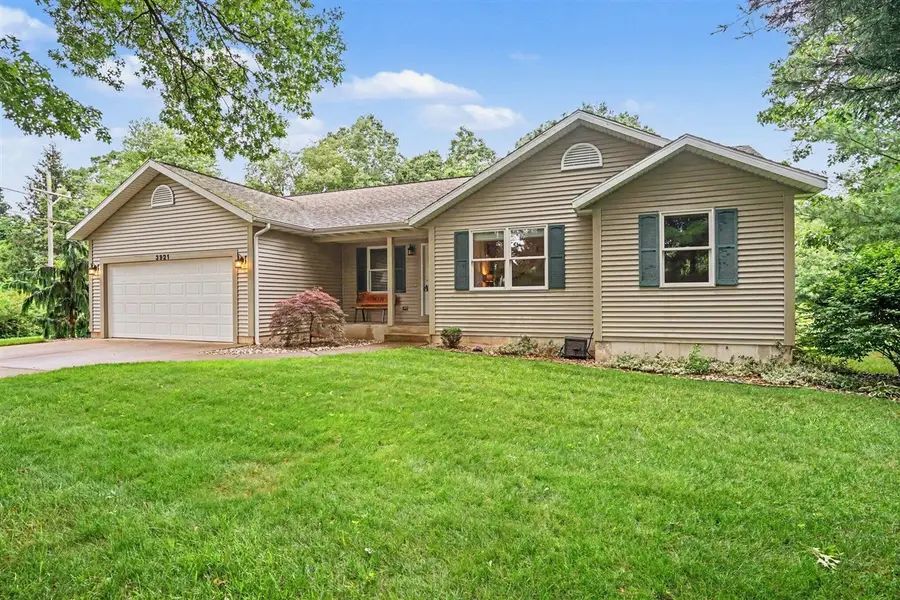 3921 S Sheridan, Muskegon, MI 49444 - #2