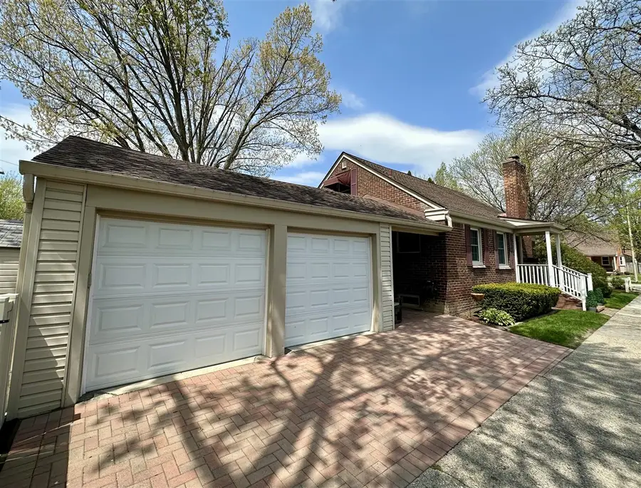 1953 Oxford, Grosse Pointe, MI 48236 - #3