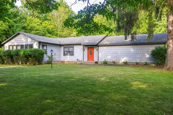 12422 Lubke, New Buffalo, MI 49117