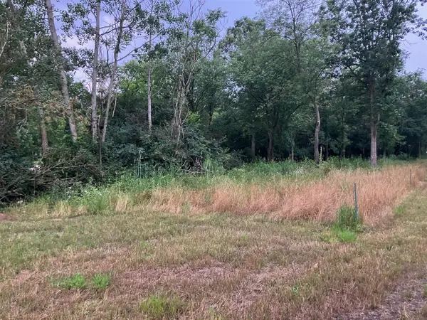 1667 Prairiewood, Otsego, MI 49078