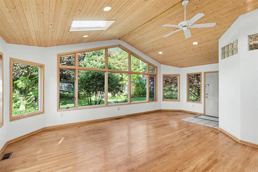6458 Lakeshore, Lakeport, MI 48059 - #3
