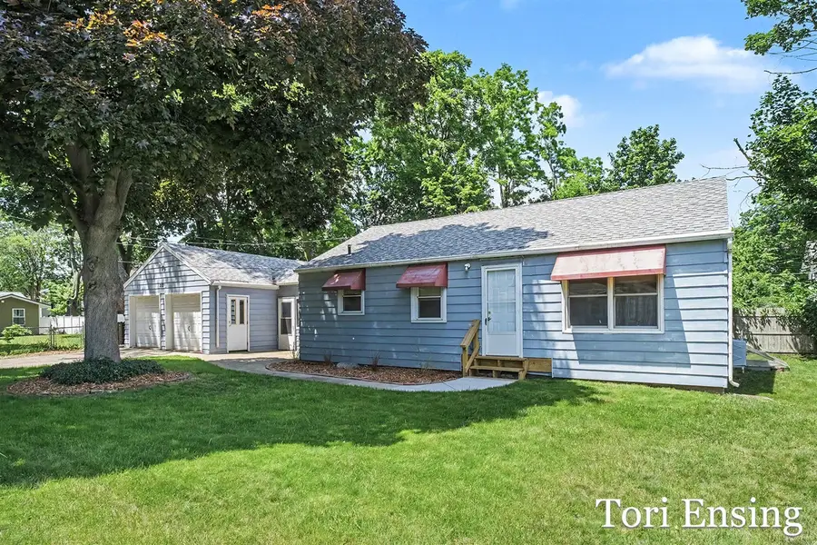 212.5 E Montcalm, Greenville, MI 48838 - #3