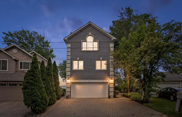 4691 Mapleview, West Bloomfield, MI 48324