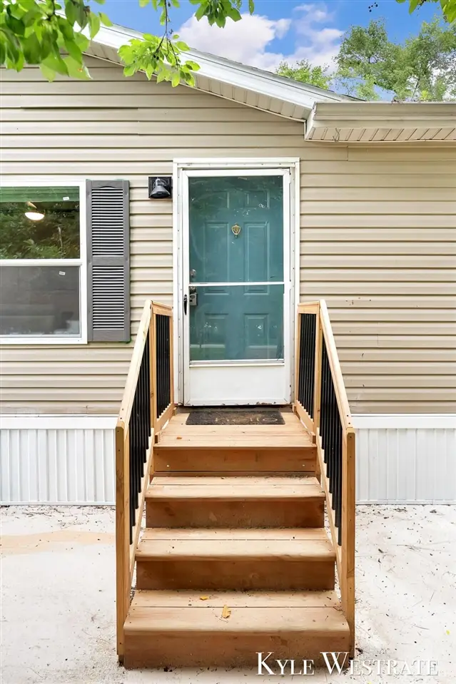 1515 10th, Martin, MI 49070 - #3