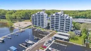 2964 Lakeshore #E501, Muskegon, MI 49441