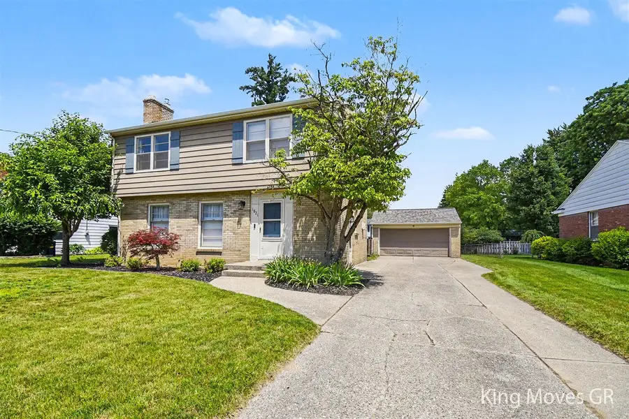 1821 Eastbrook, Grand Rapids, MI 49508 - #3