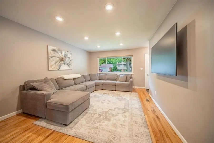 14638 Ellen, Livonia, MI 48154 - #2