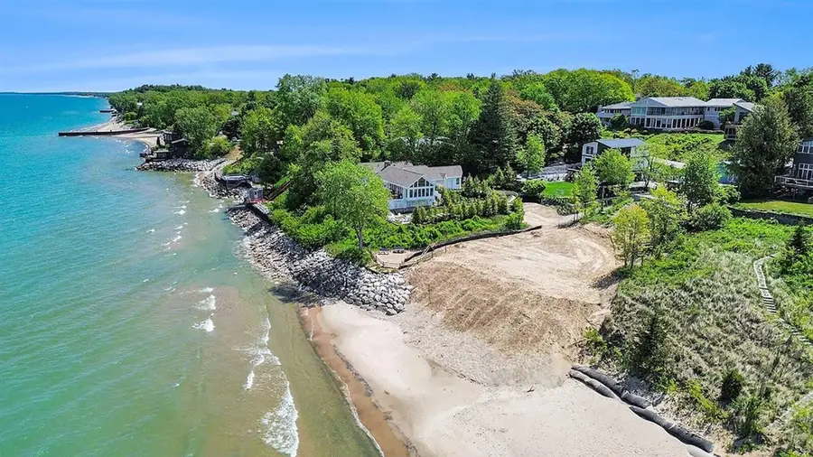 4281 Lake Shore, New Buffalo, MI 49117 - #2