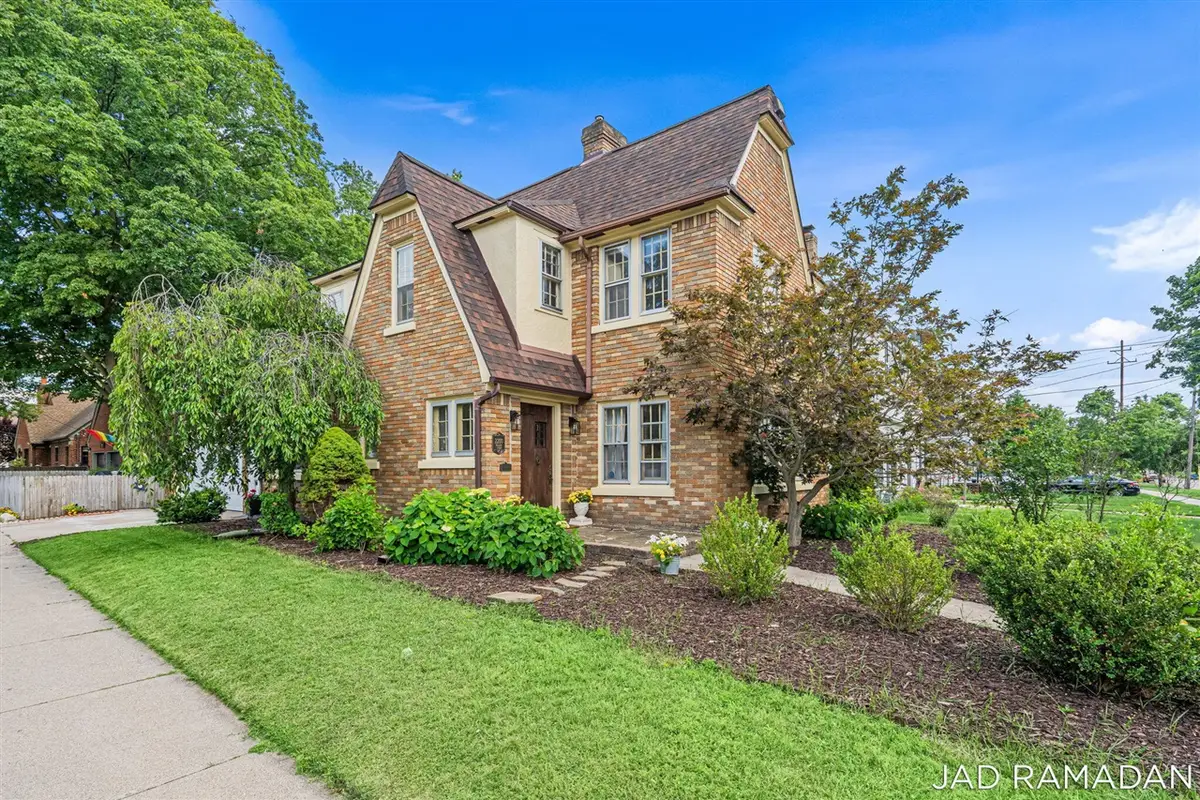 2200 College, Grand Rapids, MI 49507 - #1
