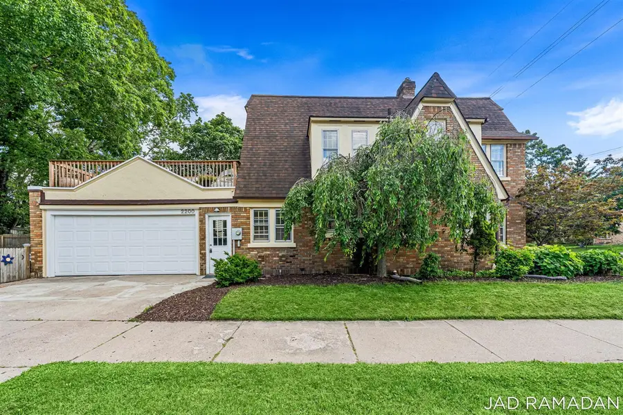 2200 College, Grand Rapids, MI 49507 - #2