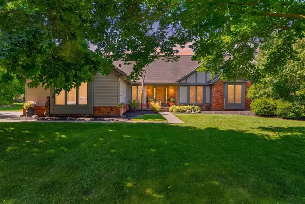 1198 Ridgeview, Lake Orion, MI 48362
