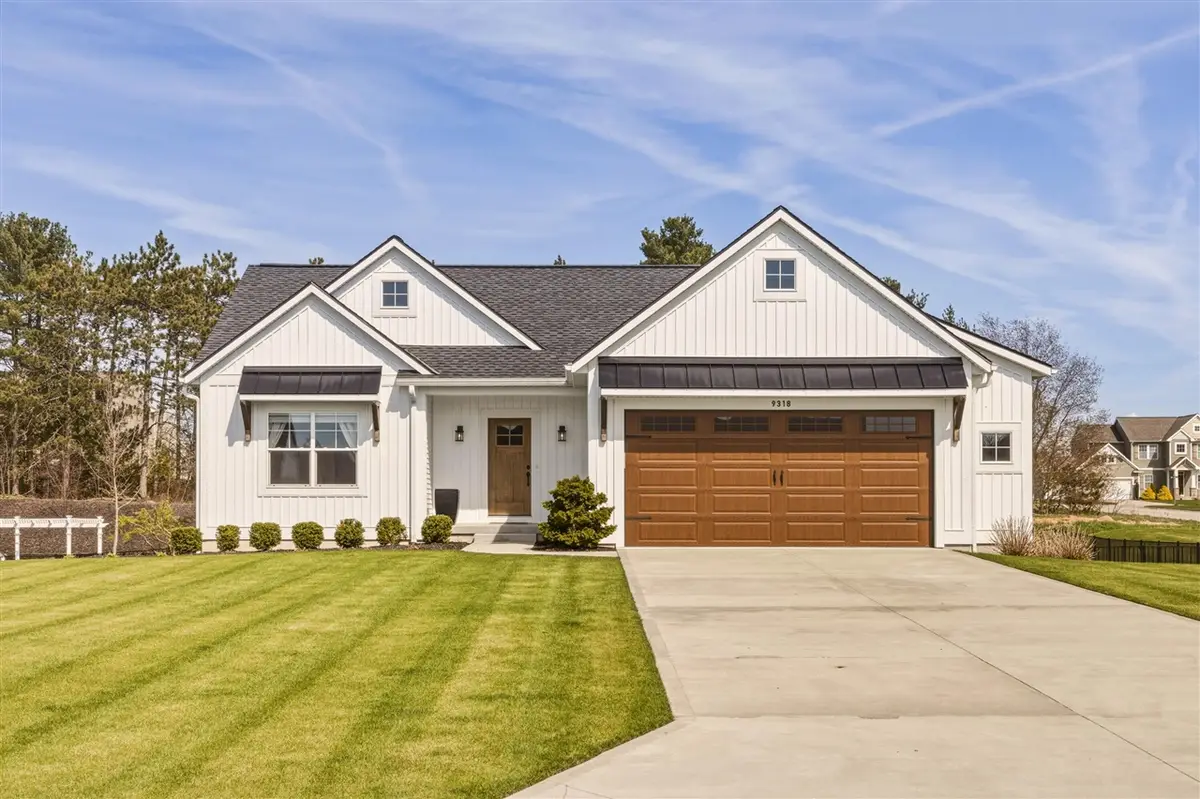 9318 Shoreway, West Olive, MI 49460 - #1
