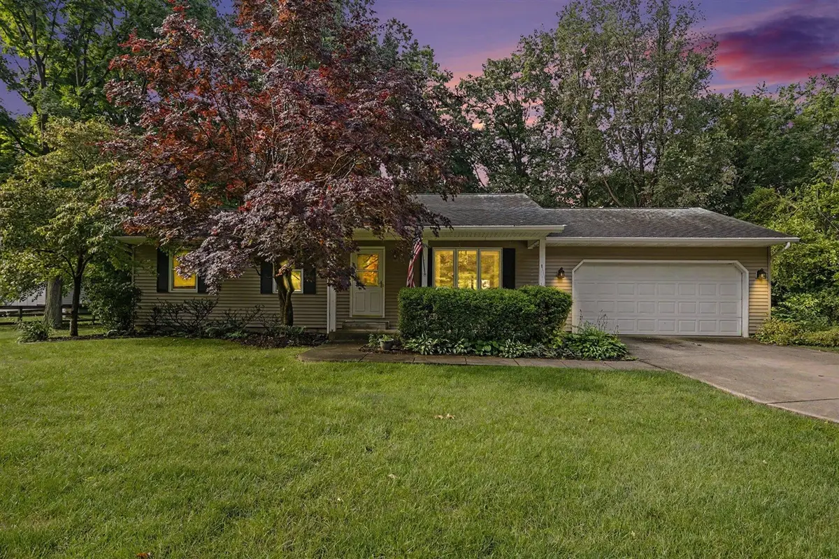 3720 Chamberlain, Buchanan, MI 49107 - #1
