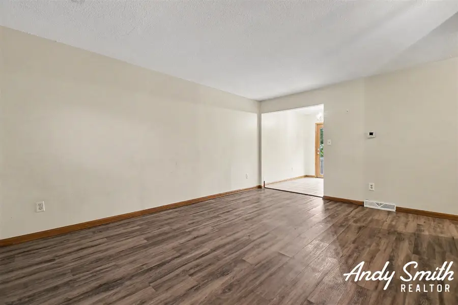 400-402 60th, Grand Rapids, MI 49548 - #3