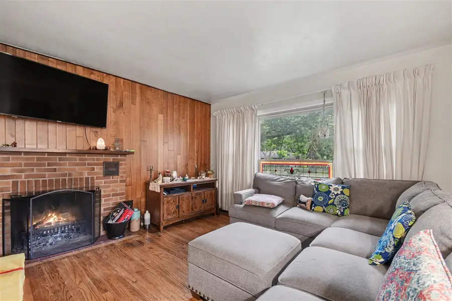 1317 Lasalle, Niles, MI 49120 - #2