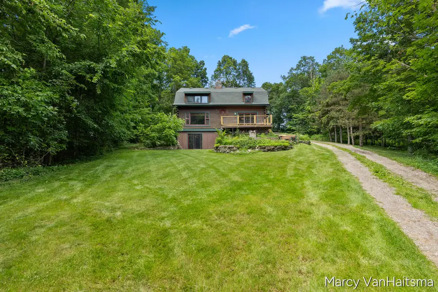 5837 Warner, Allendale, MI 49401 - #3