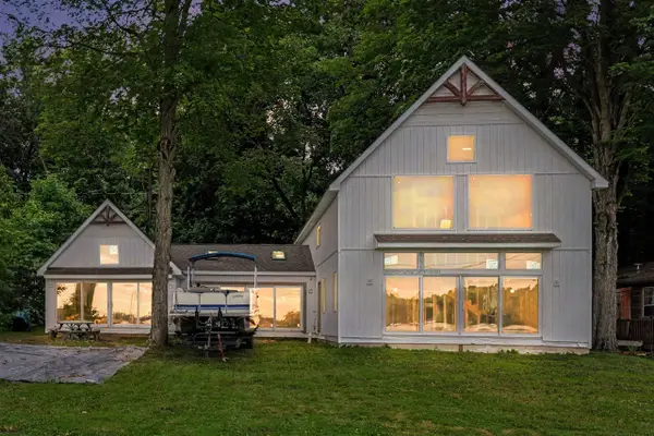 50756 Garrett, Dowagiac, MI 49047