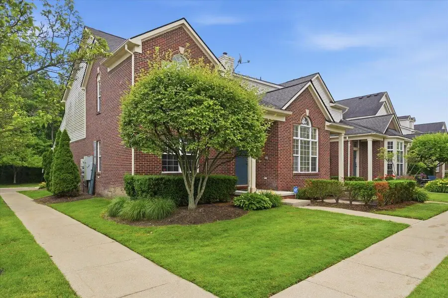 18101 Adri, Walled Lake, MI 48390 - #2