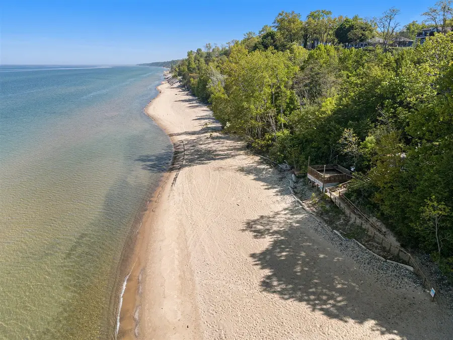 East, South Haven, MI 49090 - #3