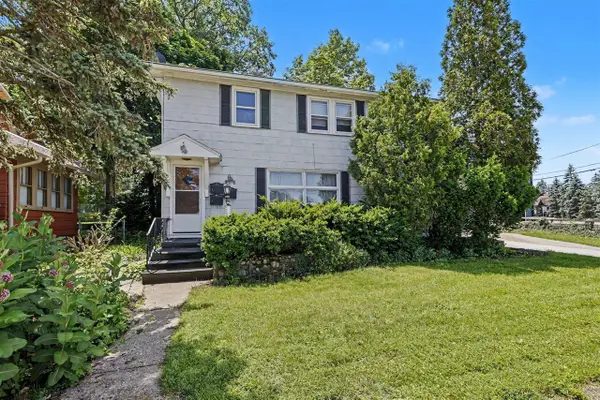 400 La Salle, Saint Joseph, MI 49085