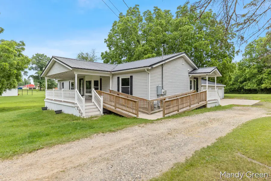 518 N Williams, Carson City, MI 48811 - #2