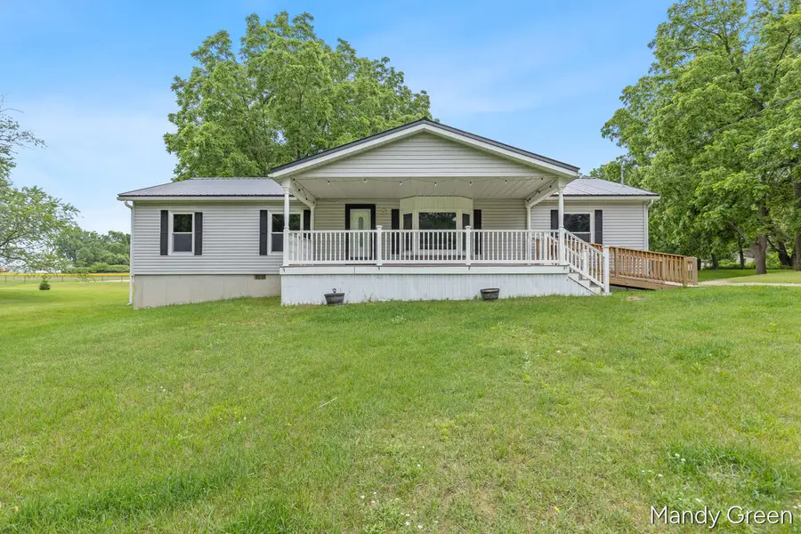 518 N Williams, Carson City, MI 48811 - #3