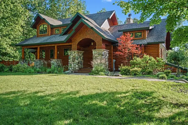 48 Longmeadow, Niles, MI 49120