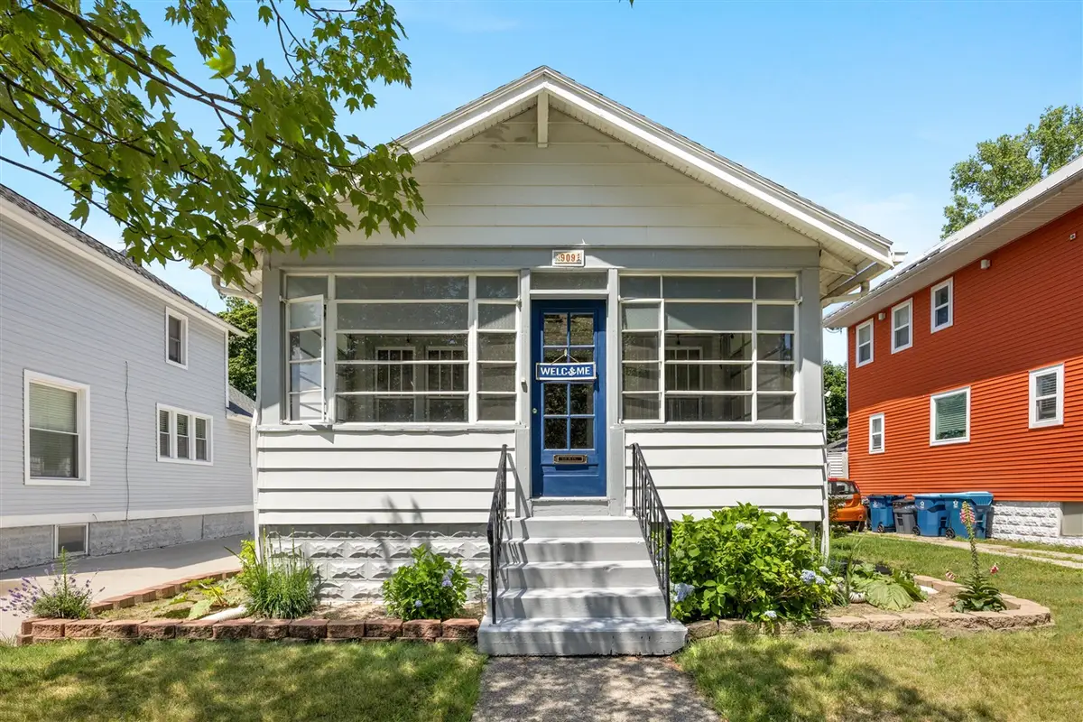 909 Slayton, Grand Haven, MI 49417 - #1