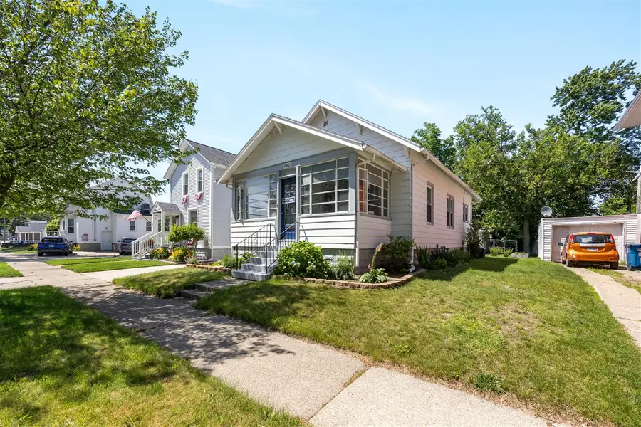 909 Slayton, Grand Haven, MI 49417 - #3