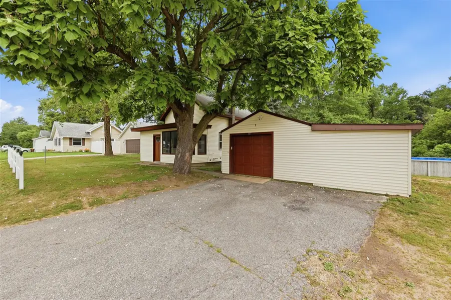 347 6 Mile, Comstock Park, MI 49321 - #3