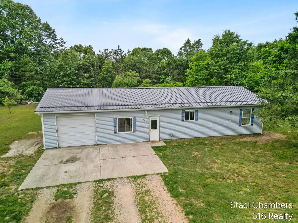 260 Gilbert, Mecosta, MI 49332 - #1