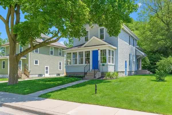1517 James, Kalamazoo, MI 49001