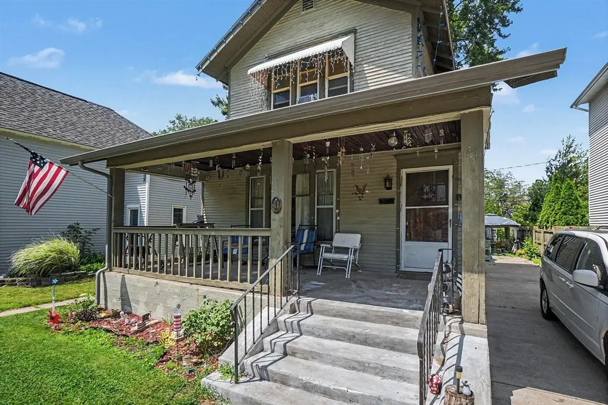 41 E 14th, Holland, MI 49423 - #1